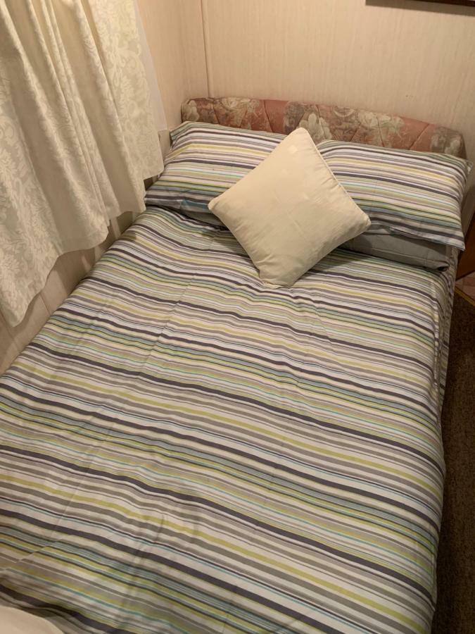 Chapel Caravans S191 Hotel Чапъл Сейнт Лионардс Екстериор снимка